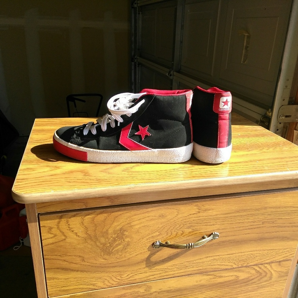 Shoes - Picture 5 of 6